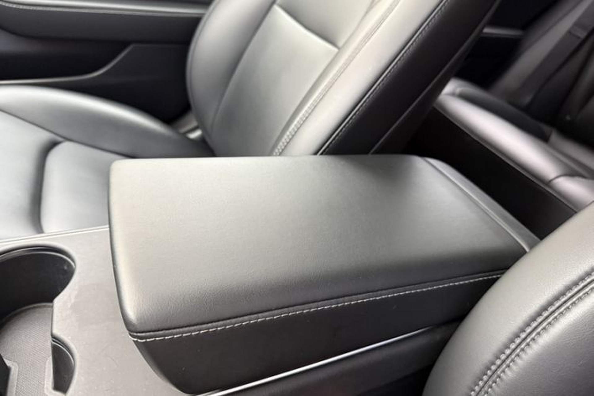 Used Tesla Model 3 2020 Revised Version Standard Range Rear-Wheel Drive – Upgraded Edition Interior 11