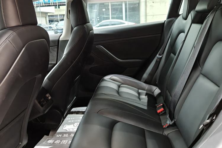 Used Tesla Model 3 2020 Revised Version Standard Range Rear-Wheel Drive – Upgraded Edition Interior 2
