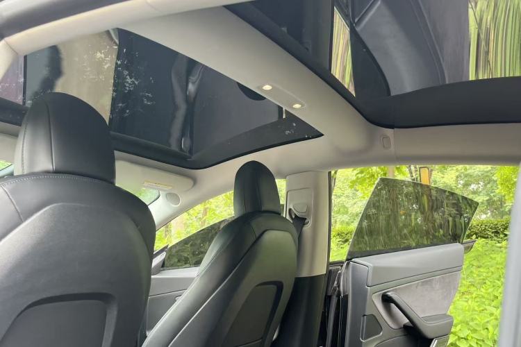 Used Tesla Model 3 2020 Revised Version Standard Range Rear-Wheel Drive – Upgraded Edition Interior 4