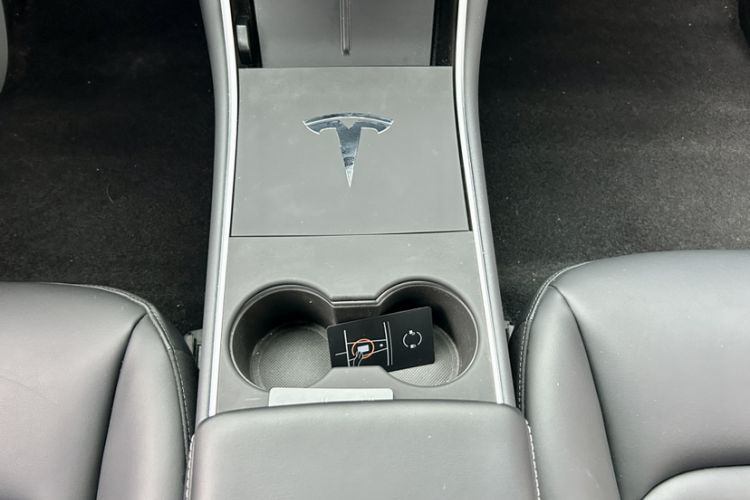 Used Tesla Model 3 2020 Refreshed Version Long-Range Rear-Wheel Drive Interior 5