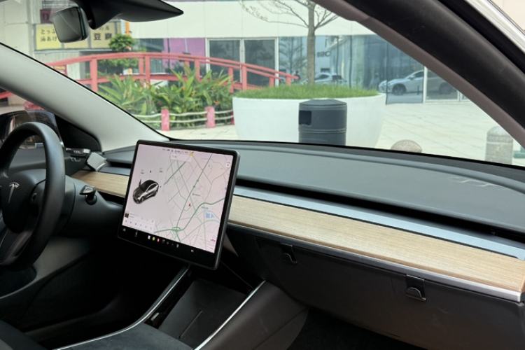 Used Tesla Model 3 2020 Revised Version Standard Range Rear-Wheel Drive – Upgraded Edition Interior 7