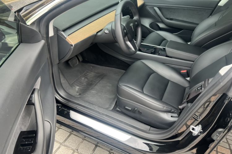 Used Tesla Model 3 2020 Standard Range Rear-Wheel Drive Upgraded Version Interior 8