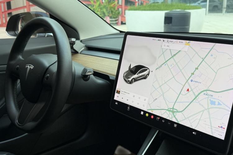 Used Tesla Model 3 2020 Revised Version Standard Range Rear-Wheel Drive – Upgraded Edition Interior 8