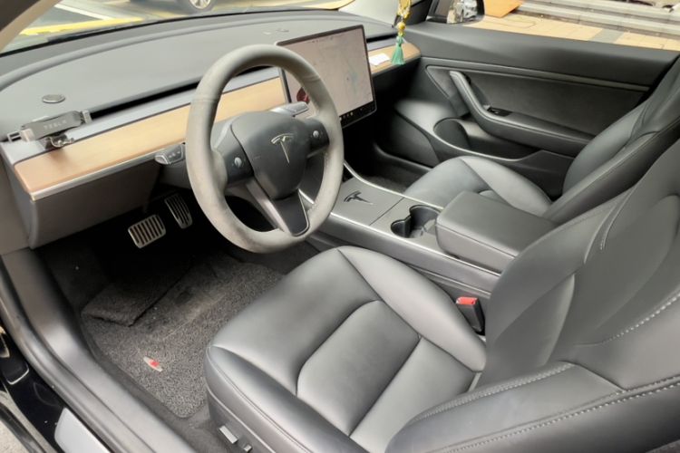 Used Tesla Model 3 2020 Standard Range Rear-Wheel Drive Upgraded Version Interior 9