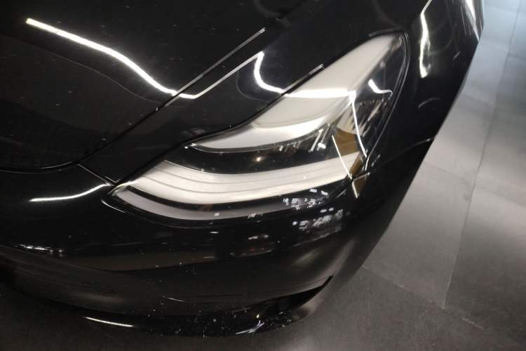 Used Tesla Model 3 2020 Revised Version Standard Range Rear-Wheel Drive – Upgraded Edition Left Front Headlight
