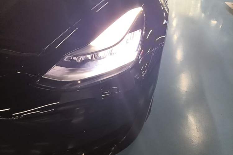 Used Tesla Model 3 2020 Revised Version Standard Range Rear-Wheel Drive – Upgraded Edition Left Front Headlight