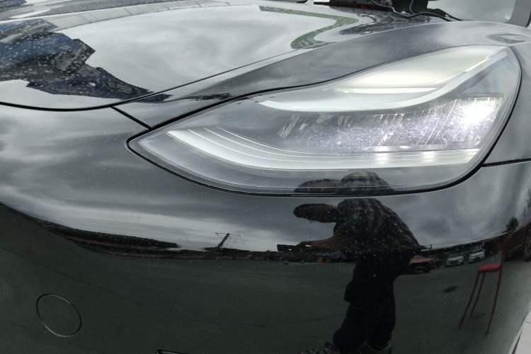 Used Tesla Model 3 2020 Revised Version Standard Range Rear-Wheel Drive – Upgraded Edition Left Front Headlight