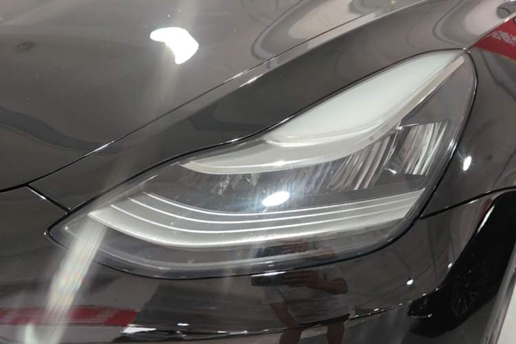 Used Tesla Model 3 2020 Revised Version Standard Range Rear-Wheel Drive – Upgraded Edition Left Front Headlight