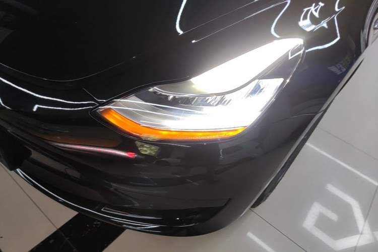 Used Tesla Model 3 2020 Revised Version Standard Range Rear-Wheel Drive – Upgraded Edition Left Front Headlight