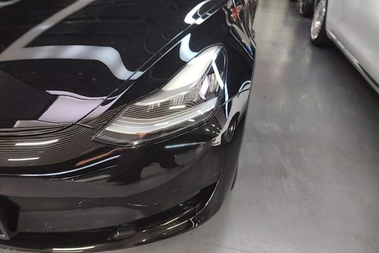 Used Tesla Model 3 2020 Revised Version Standard Range Rear-Wheel Drive – Upgraded Edition Left Front Headlight