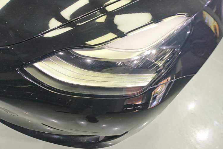 Used Tesla Model 3 2020 Revised Version Standard Range Rear-Wheel Drive – Upgraded Edition Left Front Headlight