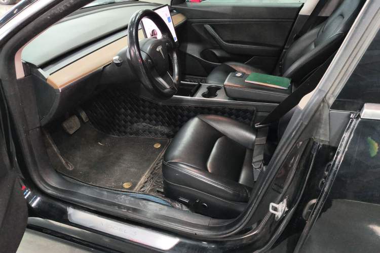 Used Tesla Model 3 2020 Revised Version Standard Range Rear-Wheel Drive – Upgraded Edition Left Front Seat