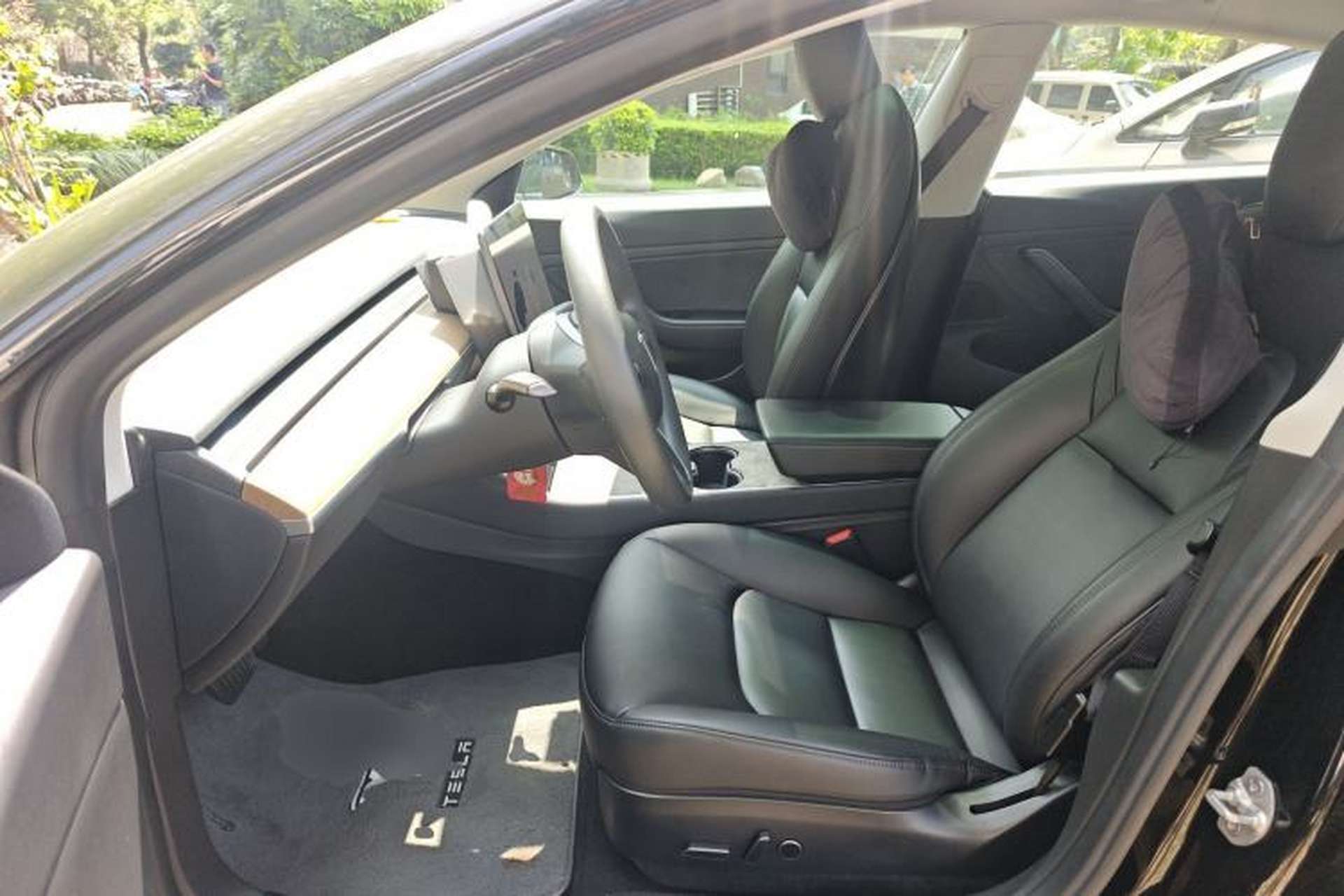 Used Tesla Model 3 2020 Revised Version Standard Range Rear-Wheel Drive – Upgraded Edition Left Front Seat
