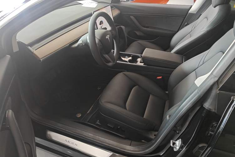 Used Tesla Model 3 2020 Revised Version Standard Range Rear-Wheel Drive – Upgraded Edition Left Front Seat
