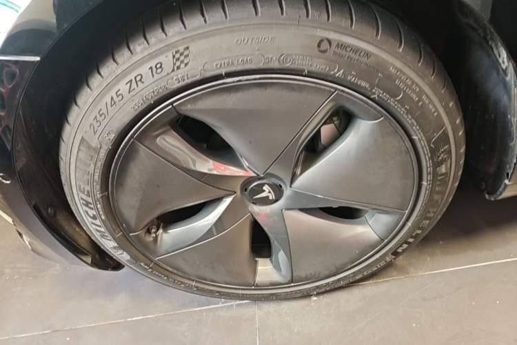 Used Tesla Model 3 2020 Refreshed Version Long-Range Rear-Wheel Drive Left Front Wheel Hub