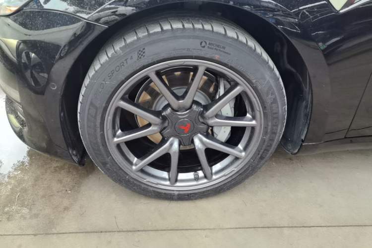 Used Tesla Model 3 2020 Refreshed Version Long-Range Rear-Wheel Drive Left Front Wheel Hub