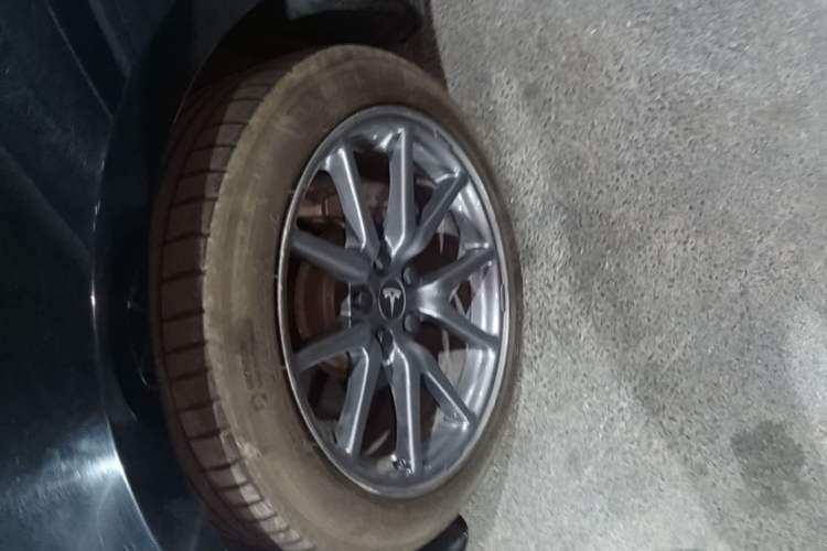 Used Tesla Model 3 2020 Refreshed Version Long-Range Rear-Wheel Drive Left Front Wheel Hub