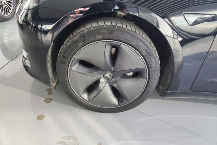 Used Tesla Model 3 2020 Standard Range Rear-Wheel Drive Upgraded Version Left Front Wheel Hub
