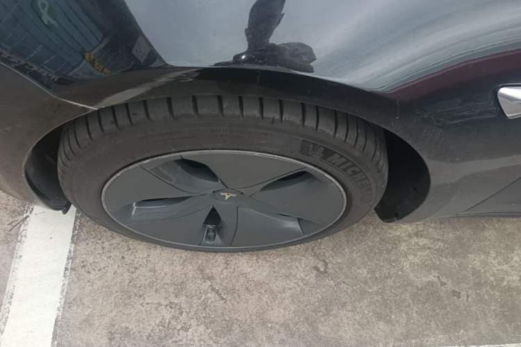 Used Tesla Model 3 2020 Standard Range Rear-Wheel Drive Upgraded Version Left Front Wheel Hub