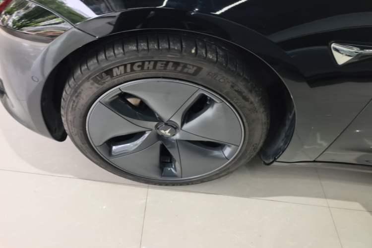 Used Tesla Model 3 2020 Standard Range Rear-Wheel Drive Upgraded Version Left Front Wheel Hub