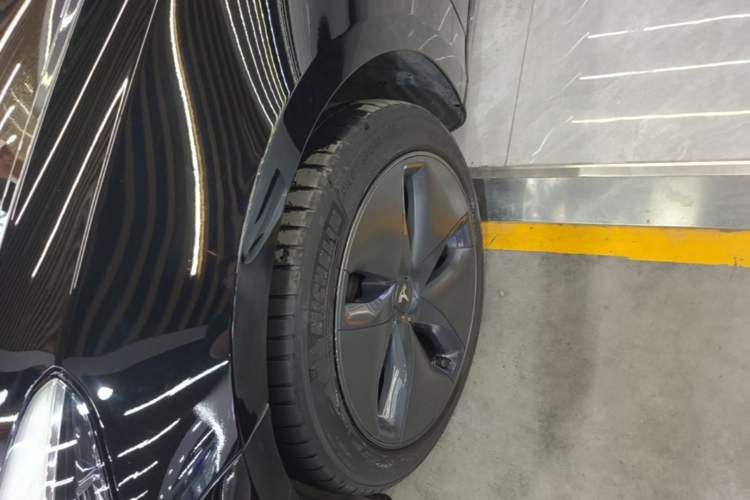 Used Tesla Model 3 2020 Standard Range Rear-Wheel Drive Upgraded Version Left Front Wheel Hub