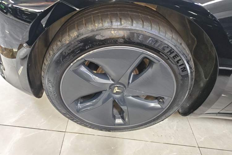 Used Tesla Model 3 2020 Standard Range Rear-Wheel Drive Upgraded Version Left Front Wheel Hub