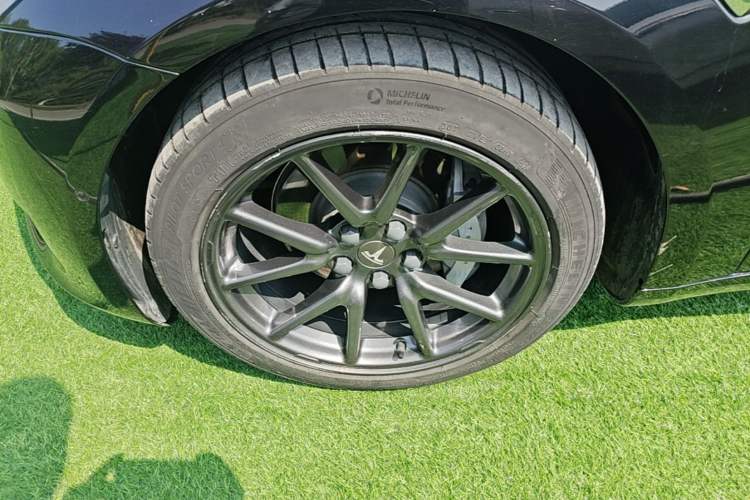 Used Tesla Model 3 2020 Standard Range Rear-Wheel Drive Upgraded Version Left Front Wheel Hub