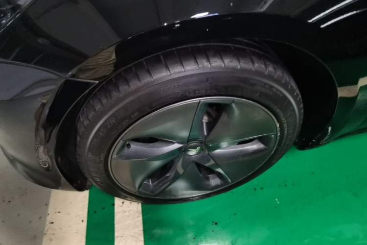 Used Tesla Model 3 2020 Standard Range Rear-Wheel Drive Upgraded Version Left Front Wheel Hub