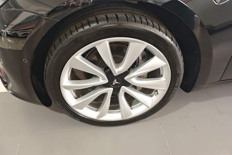 Used Tesla Model 3 2020 Standard Range Rear-Wheel Drive Upgraded Version Left Front Wheel Hub