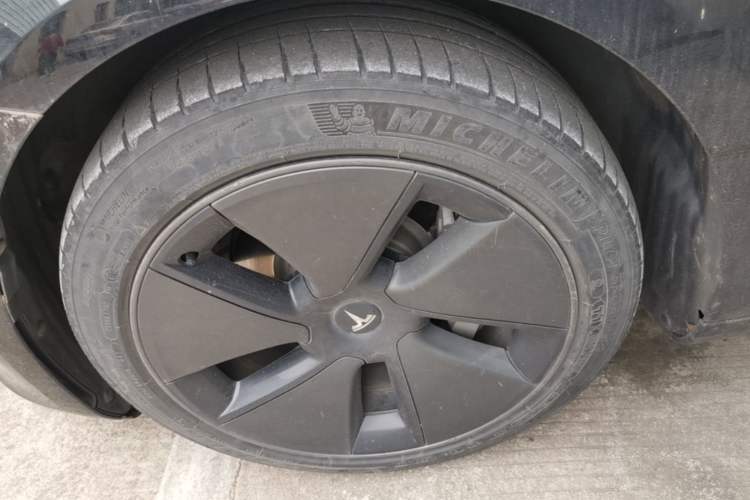 Used Tesla Model 3 2020 Standard Range Rear-Wheel Drive Upgraded Version Left Front Wheel Hub