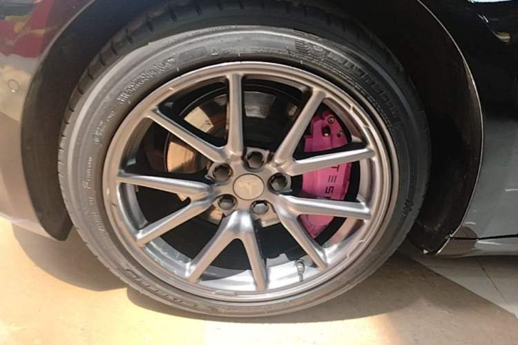 Used Tesla Model 3 2020 Refreshed Version Long-Range Rear-Wheel Drive Left Front Wheel Hub