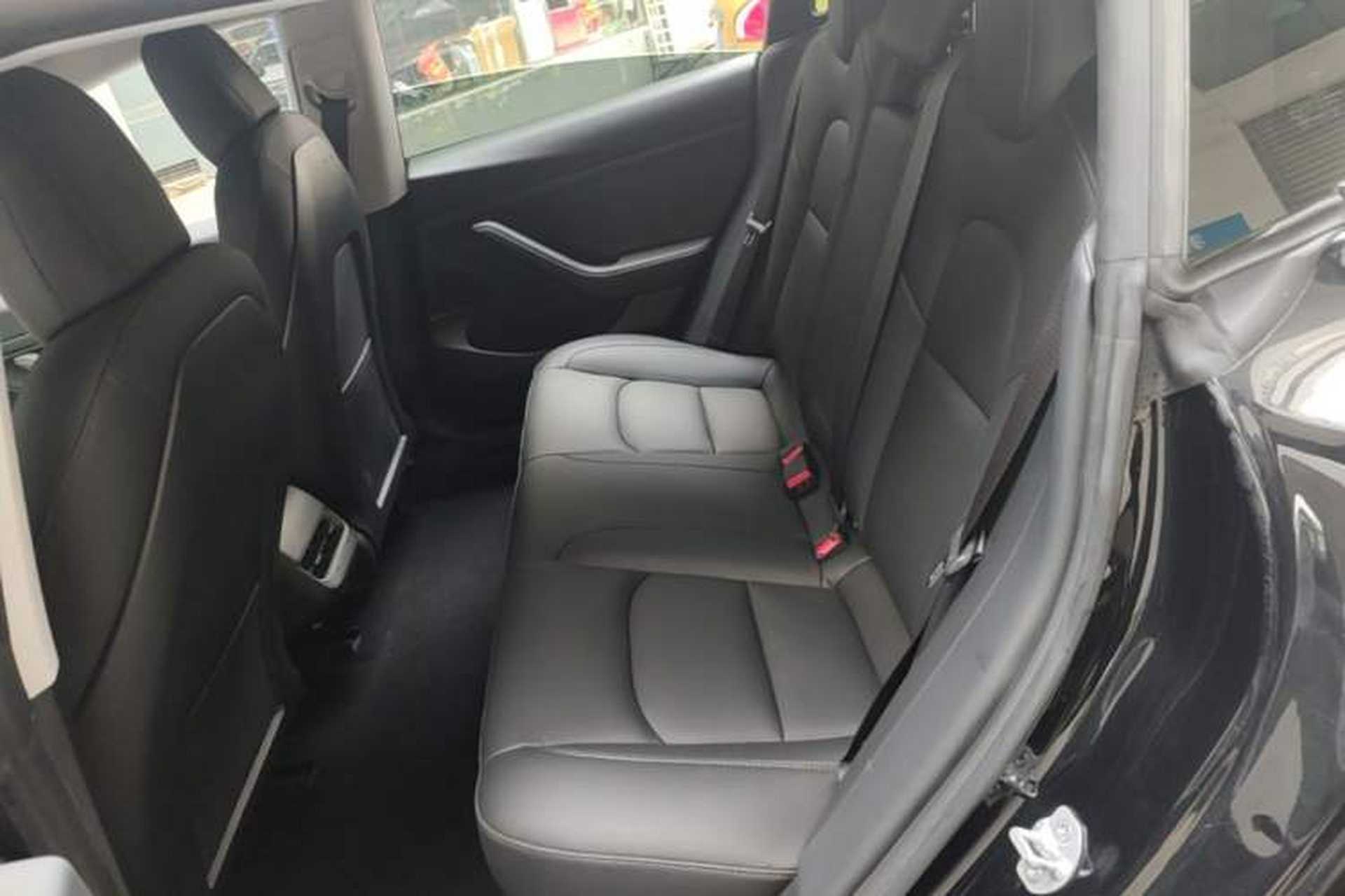 Used Tesla Model 3 2020 Revised Version Standard Range Rear-Wheel Drive – Upgraded Edition Left Rear Seat