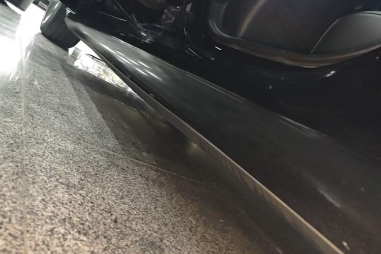 Used Tesla Model 3 2020 Revised Version Standard Range Rear-Wheel Drive – Upgraded Edition Left Side Sill