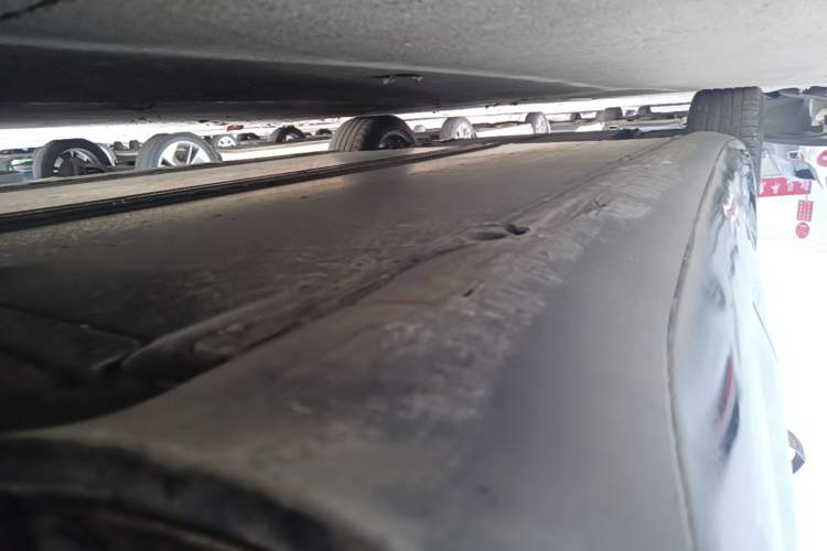 Used Tesla Model 3 2020 Standard Range Rear-Wheel Drive Upgraded Version Left Side Sill