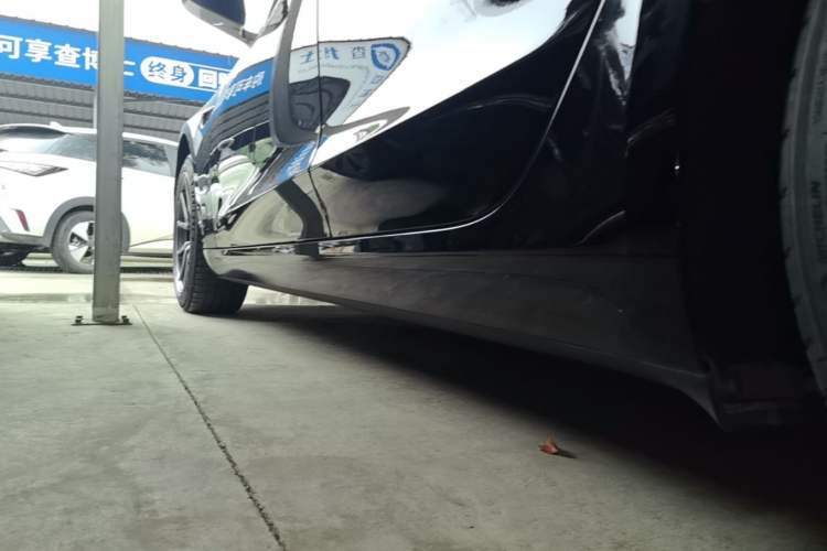 Used Tesla Model 3 2020 Refreshed Version Long-Range Rear-Wheel Drive Left Side Sill