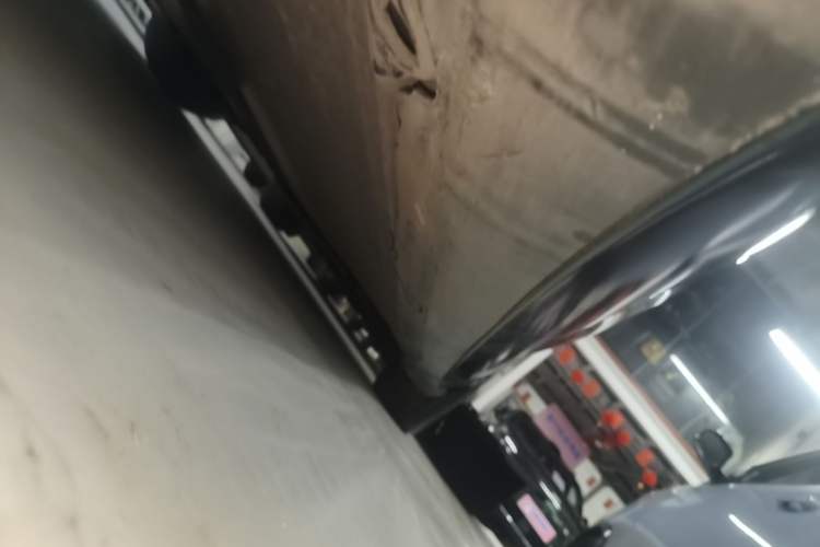Used Tesla Model 3 2020 Long-Range Rear-Wheel-Drive Version Left Side Sill