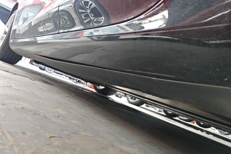 Used Tesla Model 3 2020 Revised Version Standard Range Rear-Wheel Drive – Upgraded Edition Left Side Sill