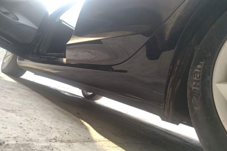Used Tesla Model 3 2020 Standard Range Rear-Wheel Drive Upgraded Version Left Side Sill