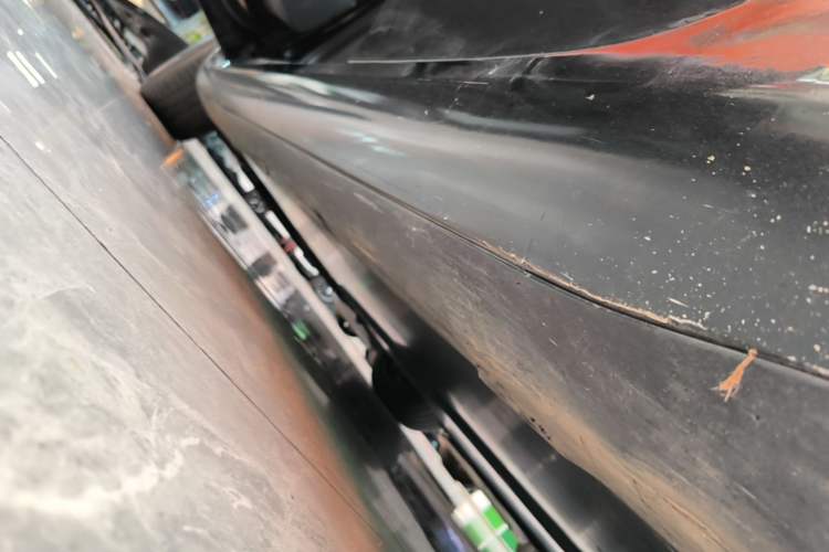 Used Tesla Model 3 2020 Standard Range Rear-Wheel Drive Upgraded Version Left Side Sill