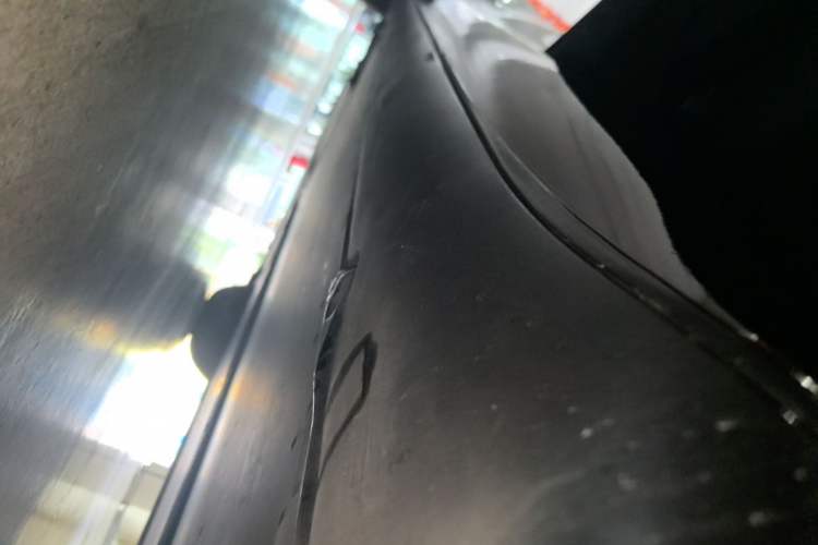 Used Tesla Model 3 2020 Revised Version Standard Range Rear-Wheel Drive – Upgraded Edition Left Side Sill
