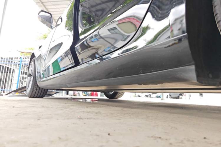 Used Tesla Model 3 2020 Standard Range Rear-Wheel Drive Upgraded Version Left Side Sill