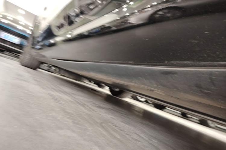 Used Tesla Model 3 2020 Standard Range Rear-Wheel Drive Upgraded Version Left Side Sill