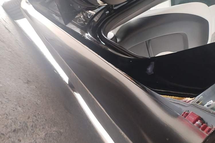 Used Tesla Model 3 2020 Standard Range Rear-Wheel Drive Upgraded Version Left Side Sill