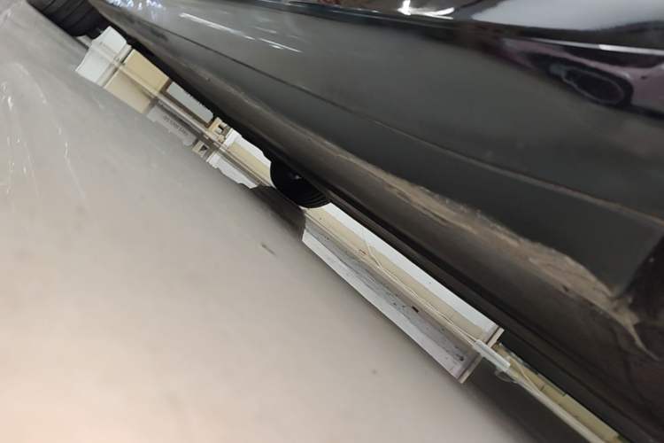 Used Tesla Model 3 2020 Standard Range Rear-Wheel Drive Upgraded Version Left Side Sill