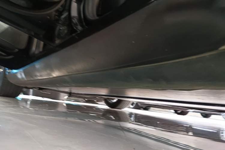 Used Tesla Model 3 2020 Standard Range Rear-Wheel Drive Upgraded Version Left Side Sill