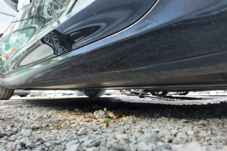 Used Tesla Model 3 2020 Revised Version Standard Range Rear-Wheel Drive – Upgraded Edition Left Side Sill