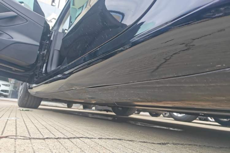 Used Tesla Model 3 2020 Standard Range Rear-Wheel Drive Upgraded Version Left Side Sill