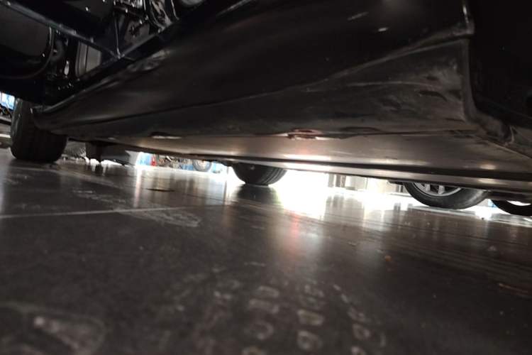 Used Tesla Model 3 2020 Standard Range Rear-Wheel Drive Upgraded Version Left Side Sill