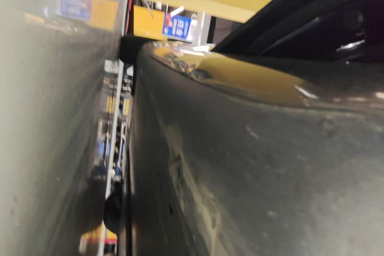 Used Tesla Model 3 2020 Standard Range Rear-Wheel Drive Upgraded Version Left Side Sill