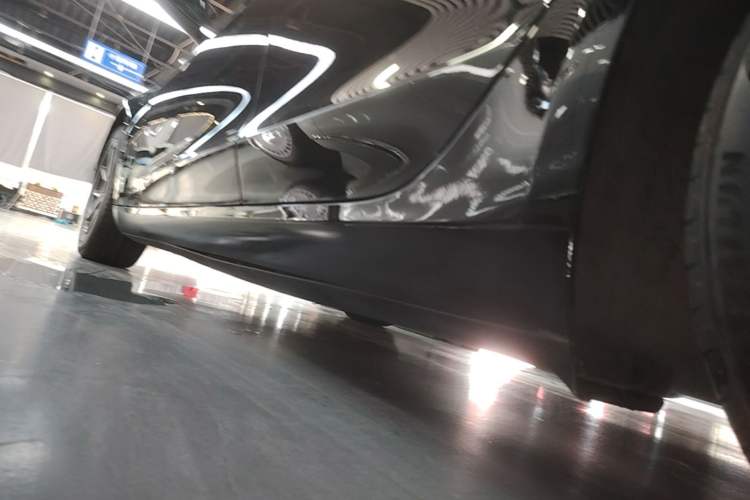 Used Tesla Model 3 2020 Revised Version Standard Range Rear-Wheel Drive – Upgraded Edition Left Side Sill